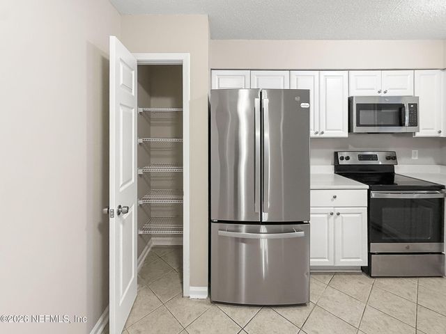 10474 INDIAN WALK Road, Jacksonville, FL 32257