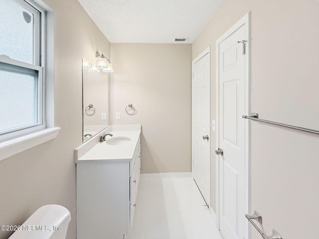 10474 INDIAN WALK Road, Jacksonville, FL 32257