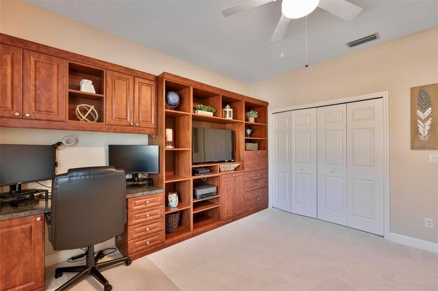 6303 VISTA VERDE DRIVE E, Gulfport, FL 33707