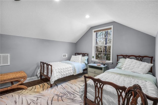 1231 Riverpoint Lane NE, Townsend, GA 31331