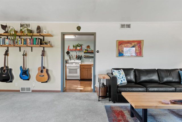 1224 FRONTENAC AVENUE, Stevens Point, WI 54481