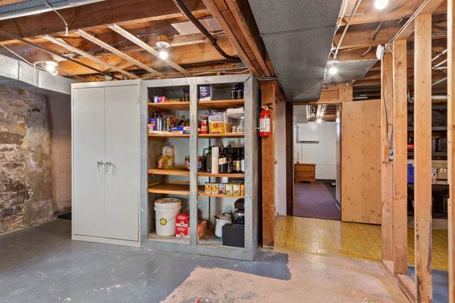 1224 FRONTENAC AVENUE, Stevens Point, WI 54481