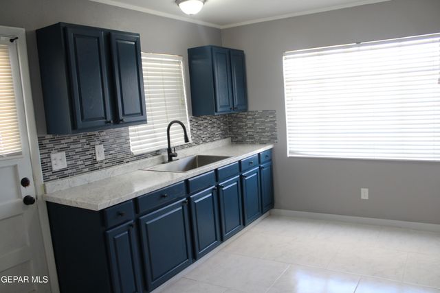 1507 DENNIS Circle, El Paso, TX 79925
