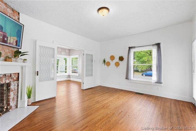 431 Fulton Street, Jeffersonville, IN 47130