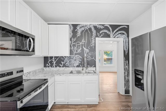 431 Fulton Street, Jeffersonville, IN 47130