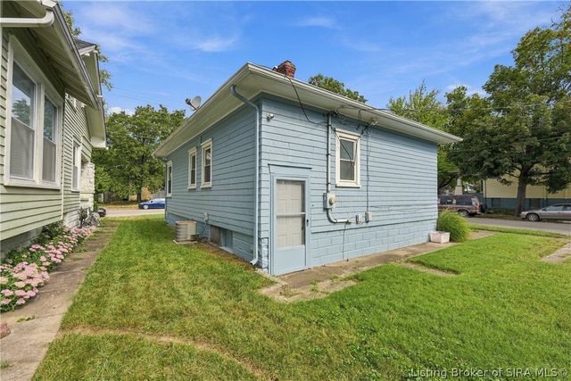 431 Fulton Street, Jeffersonville, IN 47130