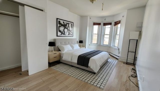 239 S 8th St, Newark City, NJ 07103