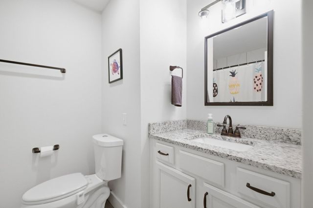 2158 E Cardinal Street, Springfield, MO 65804