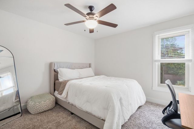 2158 E Cardinal Street, Springfield, MO 65804