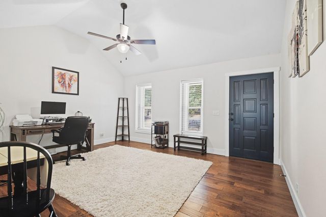 2158 E Cardinal Street, Springfield, MO 65804