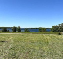 123 Bloomfield Boulevard, Brooklyn, MI 49230