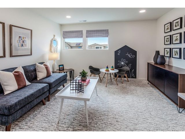 5130 Beckworth St, Timnath, CO 80547