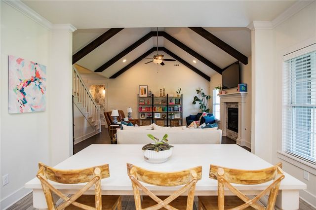 906 Charing Cross, Cave Springs, AR 72718