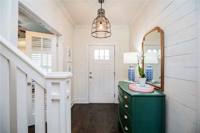 906 Charing Cross, Cave Springs, AR 72718