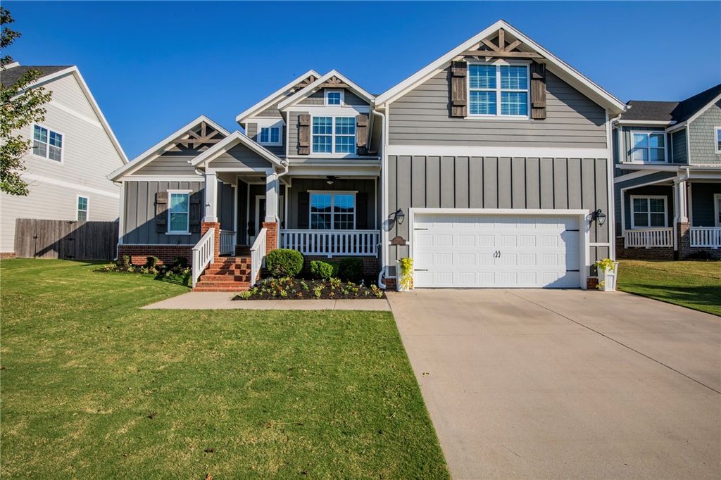 906 Charing Cross, Cave Springs, AR 72718