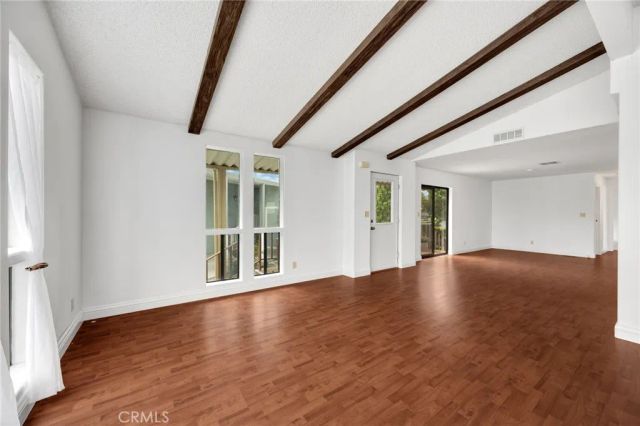 10681 Oak 89, Los Alamitos, CA 90720