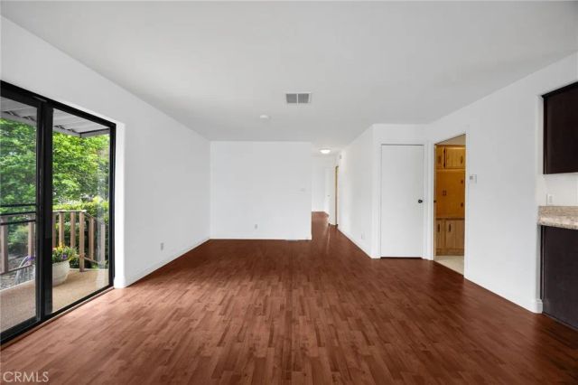 10681 Oak 89, Los Alamitos, CA 90720