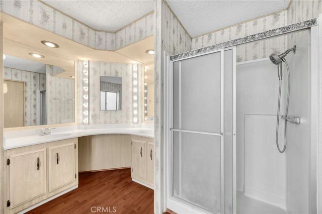 10681 Oak 89, Los Alamitos, CA 90720