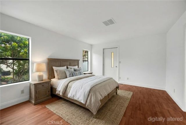 10681 Oak 89, Los Alamitos, CA 90720