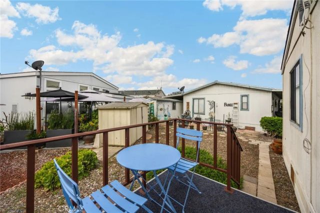 10681 Oak 89, Los Alamitos, CA 90720