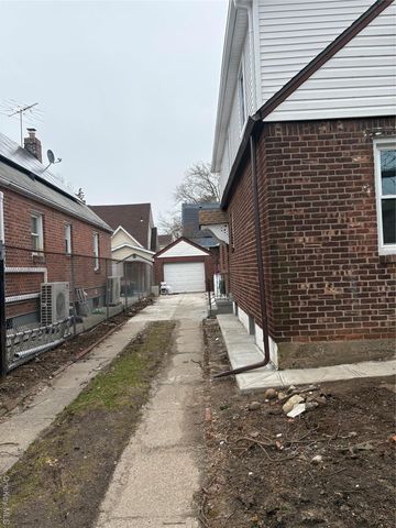 183-34 Fonda Avenue, Saint Albans, NY 11412