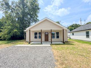 127 Foxall St, Hartsville, TN 37074