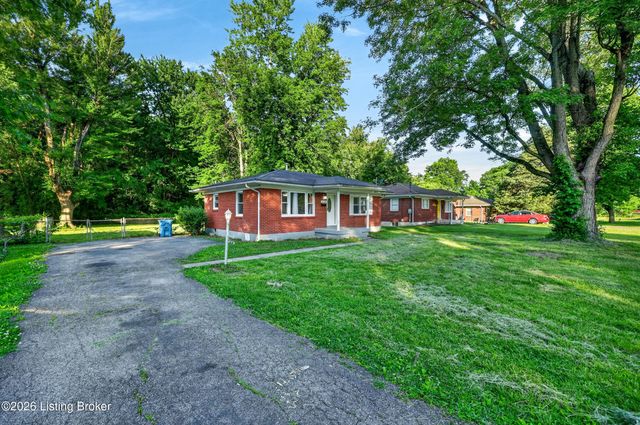 3158 New Lynnview Dr, Louisville, KY 40216