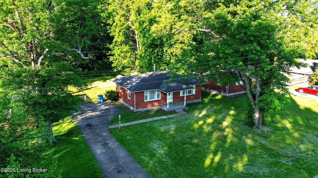 3158 New Lynnview Dr, Louisville, KY 40216