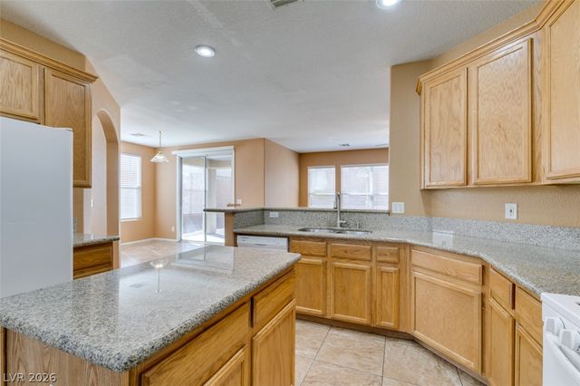 815 Chameleon Star Avenue, Henderson, NV 89015