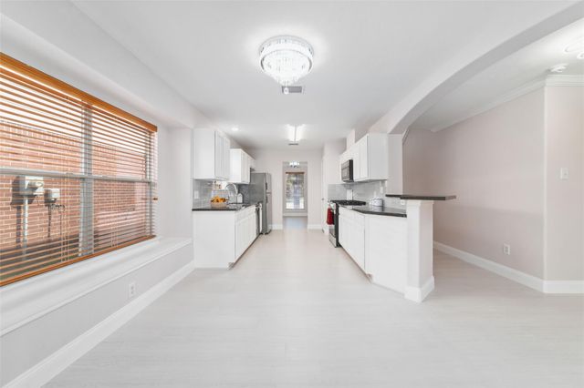 8330 Malin Court, Houston, TX 77083