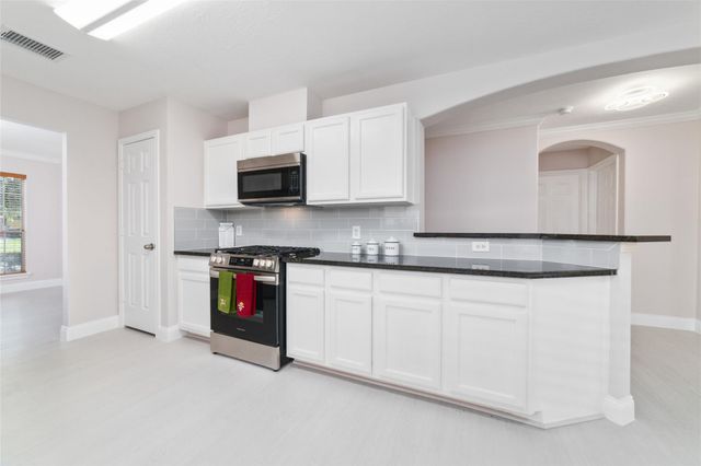 8330 Malin Court, Houston, TX 77083