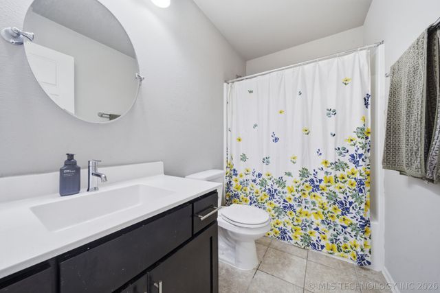 3905 W 105th Place S, Jenks, OK 74037