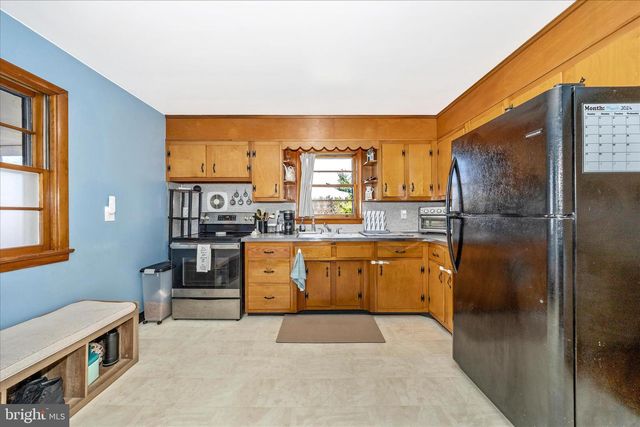 15639 CLEAR SPRING RD, Williamsport, MD 21795