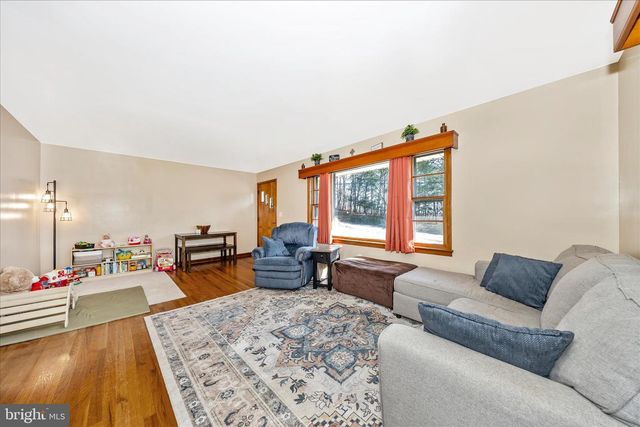 15639 CLEAR SPRING RD, Williamsport, MD 21795