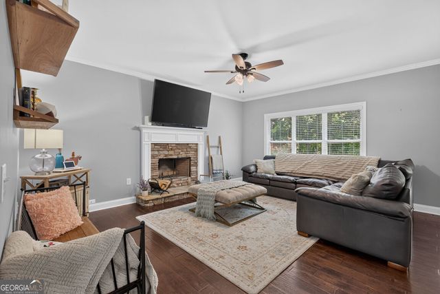 5370 Shadow Walk Way, Gainesville, GA 30507