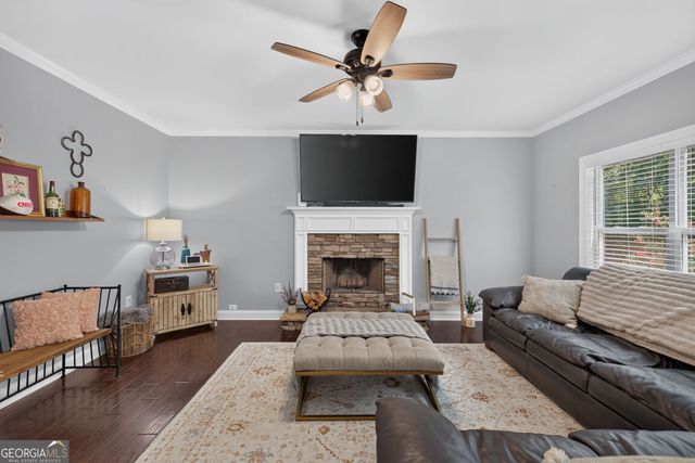 5370 Shadow Walk Way, Gainesville, GA 30507