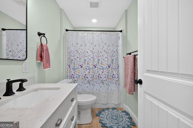 5370 Shadow Walk Way, Gainesville, GA 30507