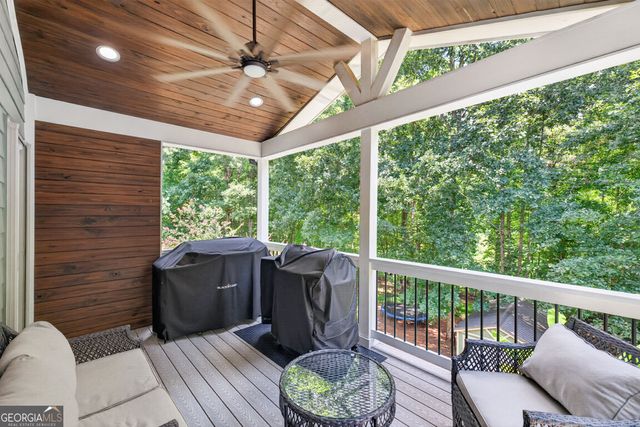 5370 Shadow Walk Way, Gainesville, GA 30507