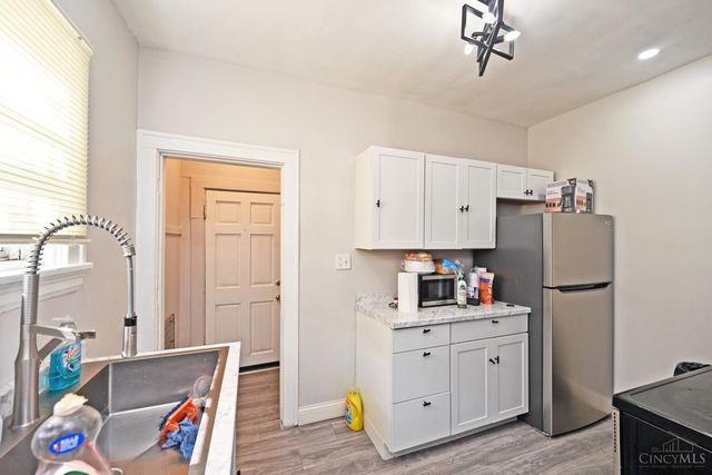 1407 Regent Avenue, Cincinnati, OH 45237