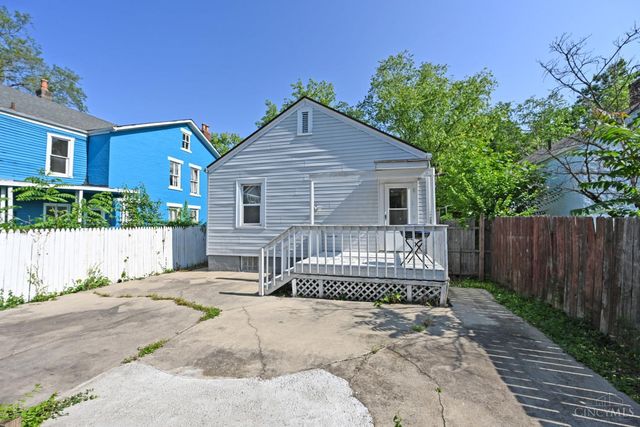 1407 Regent Avenue, Cincinnati, OH 45237