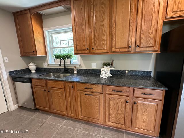 223 Felicity Street, Bay Saint Louis, MS 39520