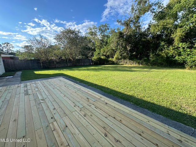 223 Felicity Street, Bay Saint Louis, MS 39520