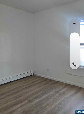354 E 24th Street 1-R, Paterson, NJ 07514