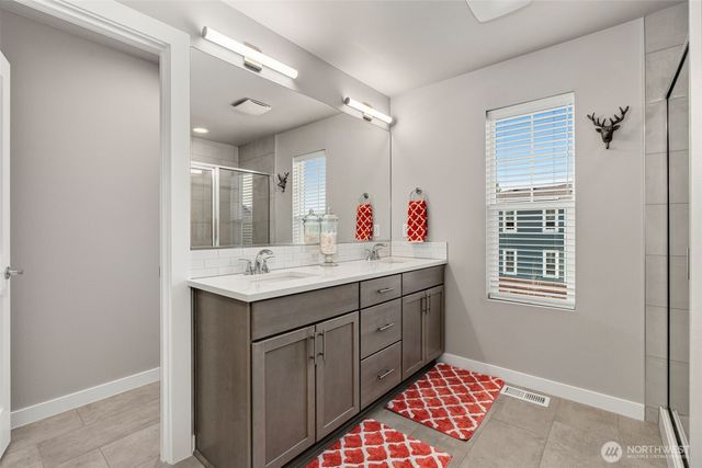 9812 6th Avenue SW, Seattle, WA 98106