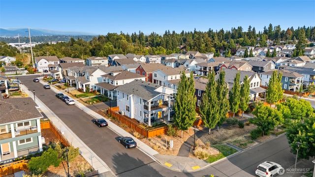 9812 6th Avenue SW, Seattle, WA 98106