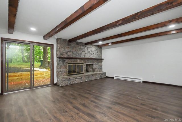 18 Hillside View Road, Mahopac, NY 10541