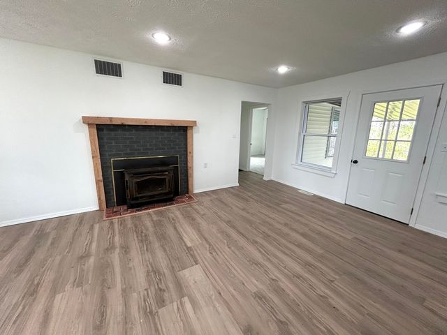 14817 Malberg Road, Cabool, MO 65689