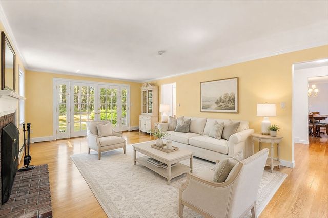113 Newbridge Road, Sudbury, MA 01776