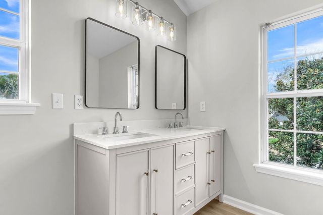 705 Beverly Drive, Summerville, SC 29485