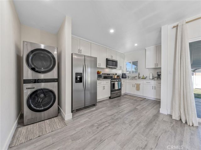 9971 Ilex Avenue, Pacoima, CA 91331